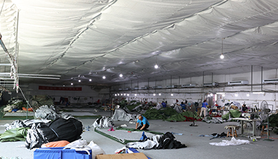 Tangshan Pengcheng Banaanka: Si isdaba joog ah u Balaadhinta Suuqyada Dibadda iyadoo Alaabooyinka loo dhoofiyo Adduunka oo dhan