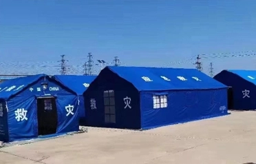 Tangshan Pengcheng Outdoor waxay si qoto dheer uga qayb qaadatay habaynta hababka teendhada gargaarka musiibada, iyada oo la dhisayo khad difaac adag oo tayo leh oo sahayda degdega ah.